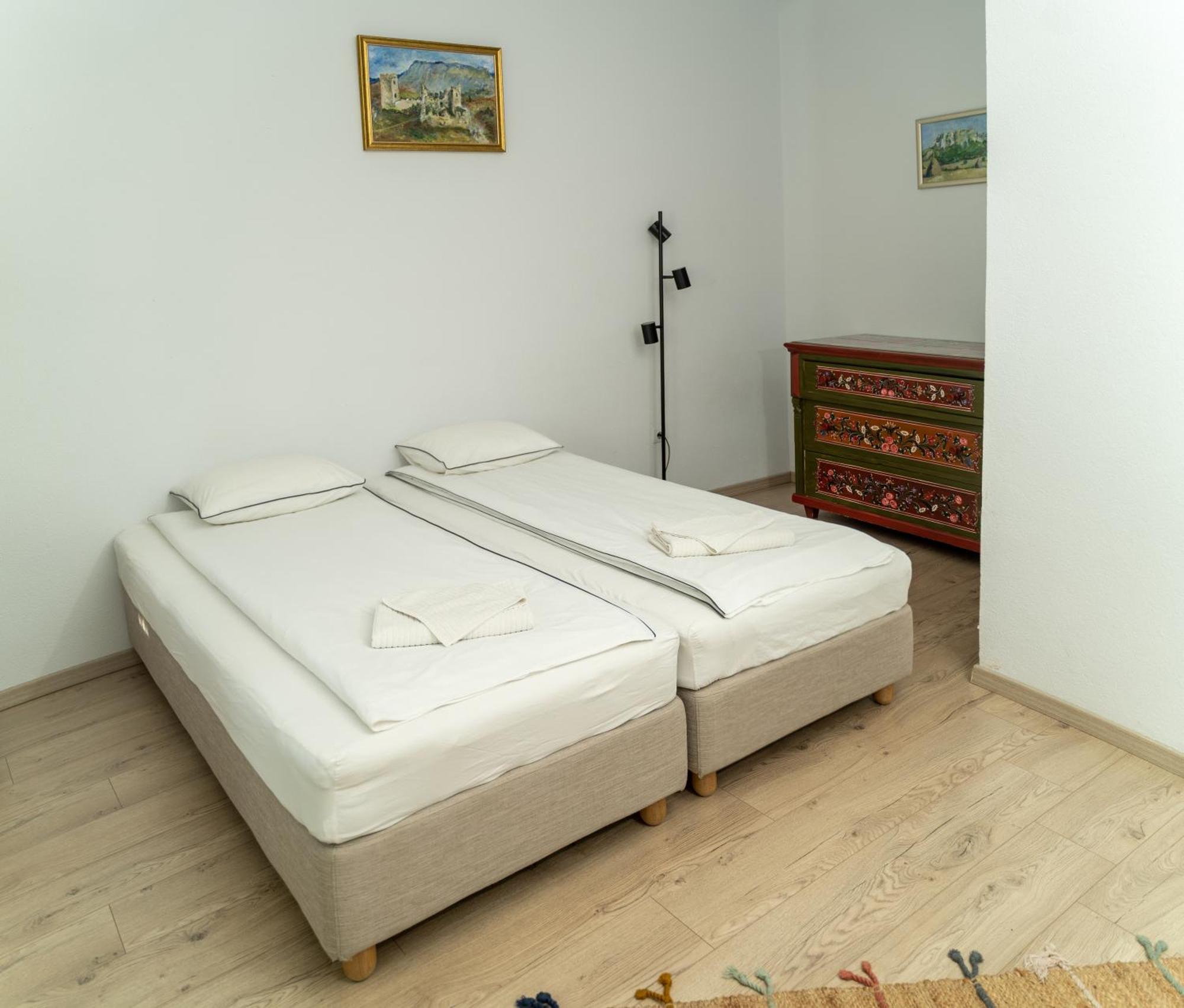 Casa Botár Vendégház Rimetea Extérieur photo